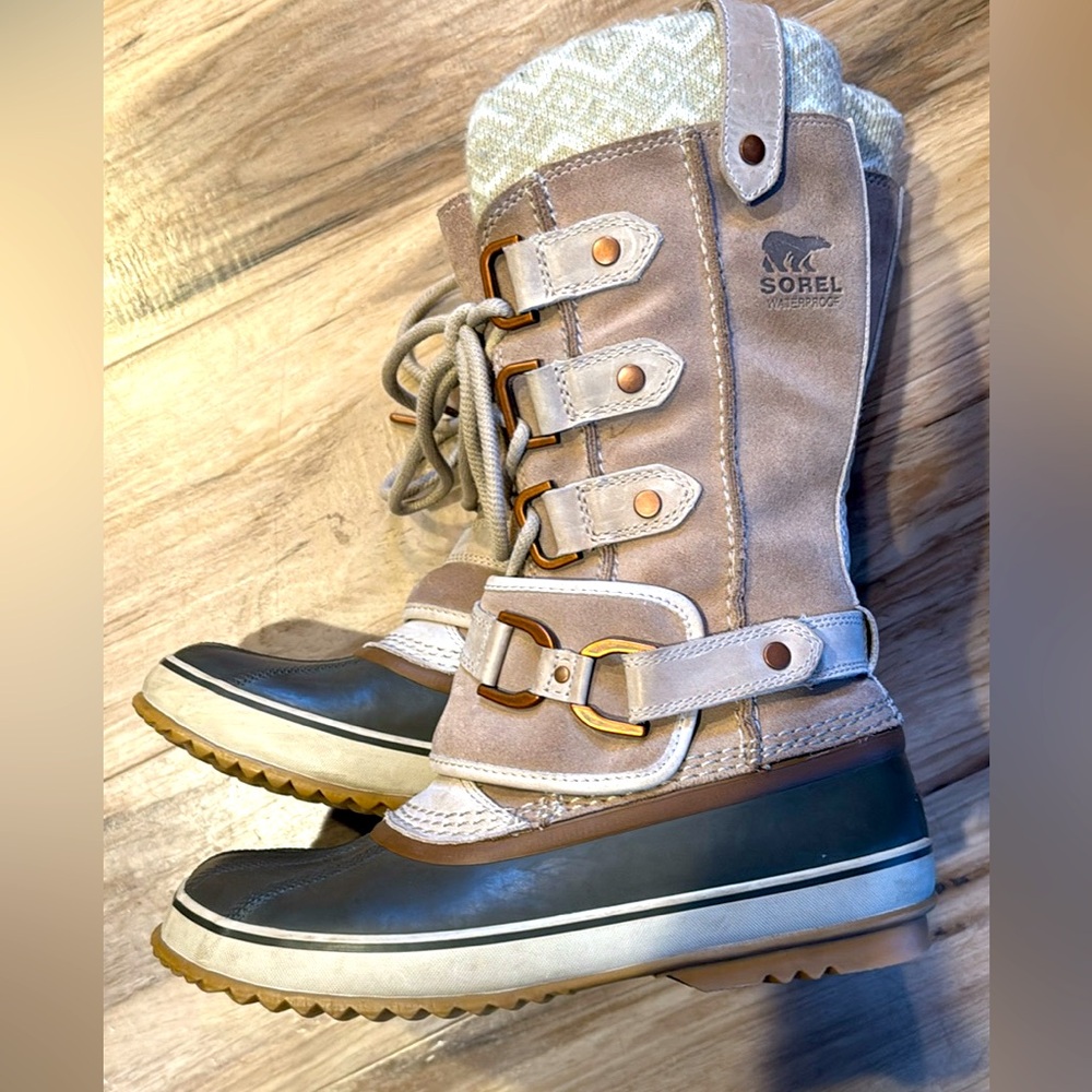 Sorel waterproof winter boot